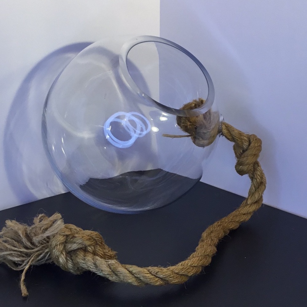 Large Hanging Globe Terrarium With Rope Hanger - Picture 2 of 16